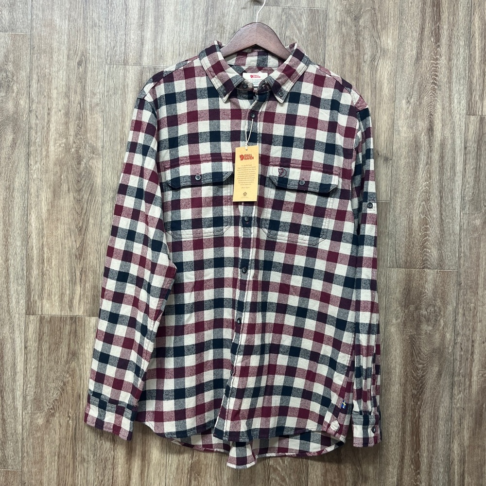 Fjallraven Long Sleeve  Cotton Flannel Skog Shirt in Dark Garnet - Picture 2 of 10